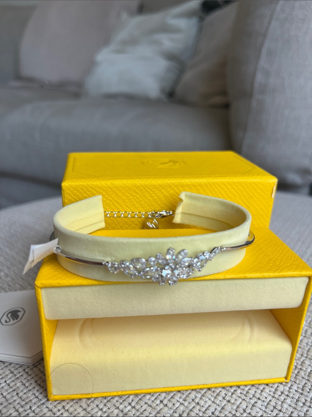 Swarovski Swarovski Gema Bangle, Flower, White, Rhodium Plated - 5644681